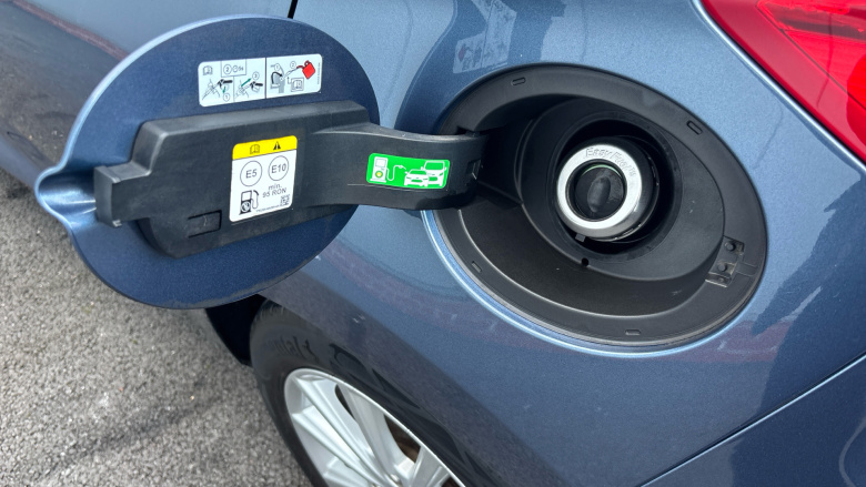 Ford Fiesta 1.0 EcoBoost Hybrid mHEV 125 Titanium 5dr Petrol Hatchback